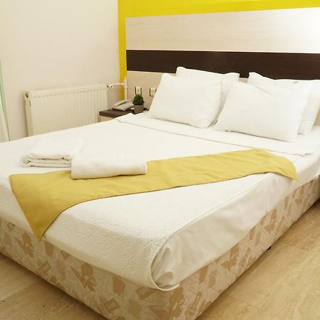 R+ Hotel By Rooms Çeşme Dış mekan fotoğraf