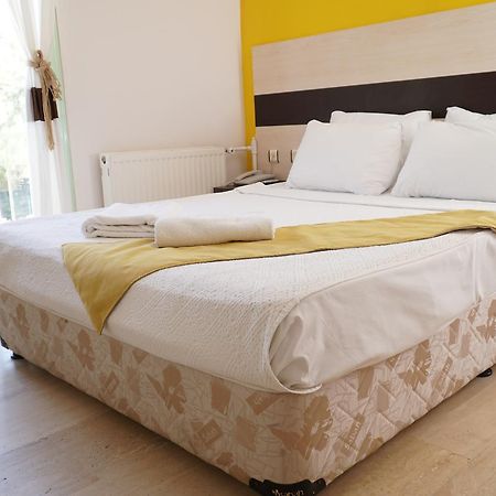 R+ Hotel By Rooms Çeşme Dış mekan fotoğraf