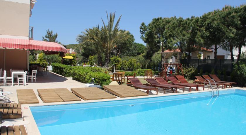 R+ Hotel By Rooms Çeşme Dış mekan fotoğraf