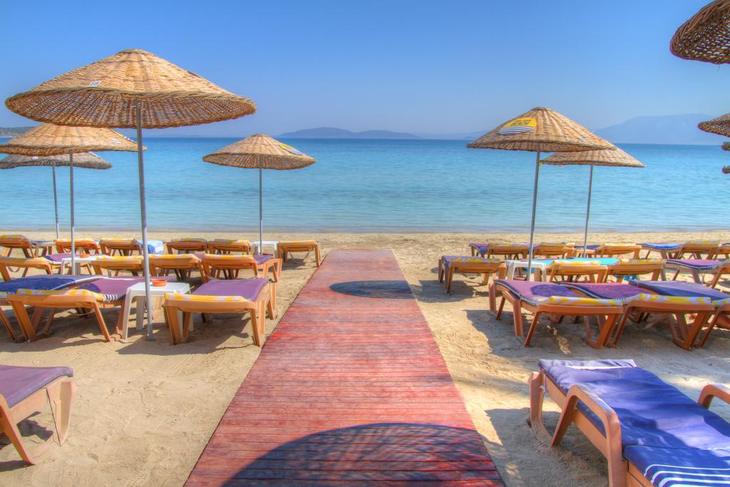 R+ Hotel By Rooms Çeşme Dış mekan fotoğraf