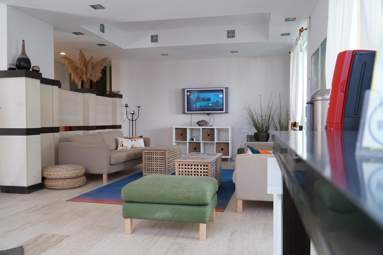 R+ Hotel By Rooms Çeşme Dış mekan fotoğraf