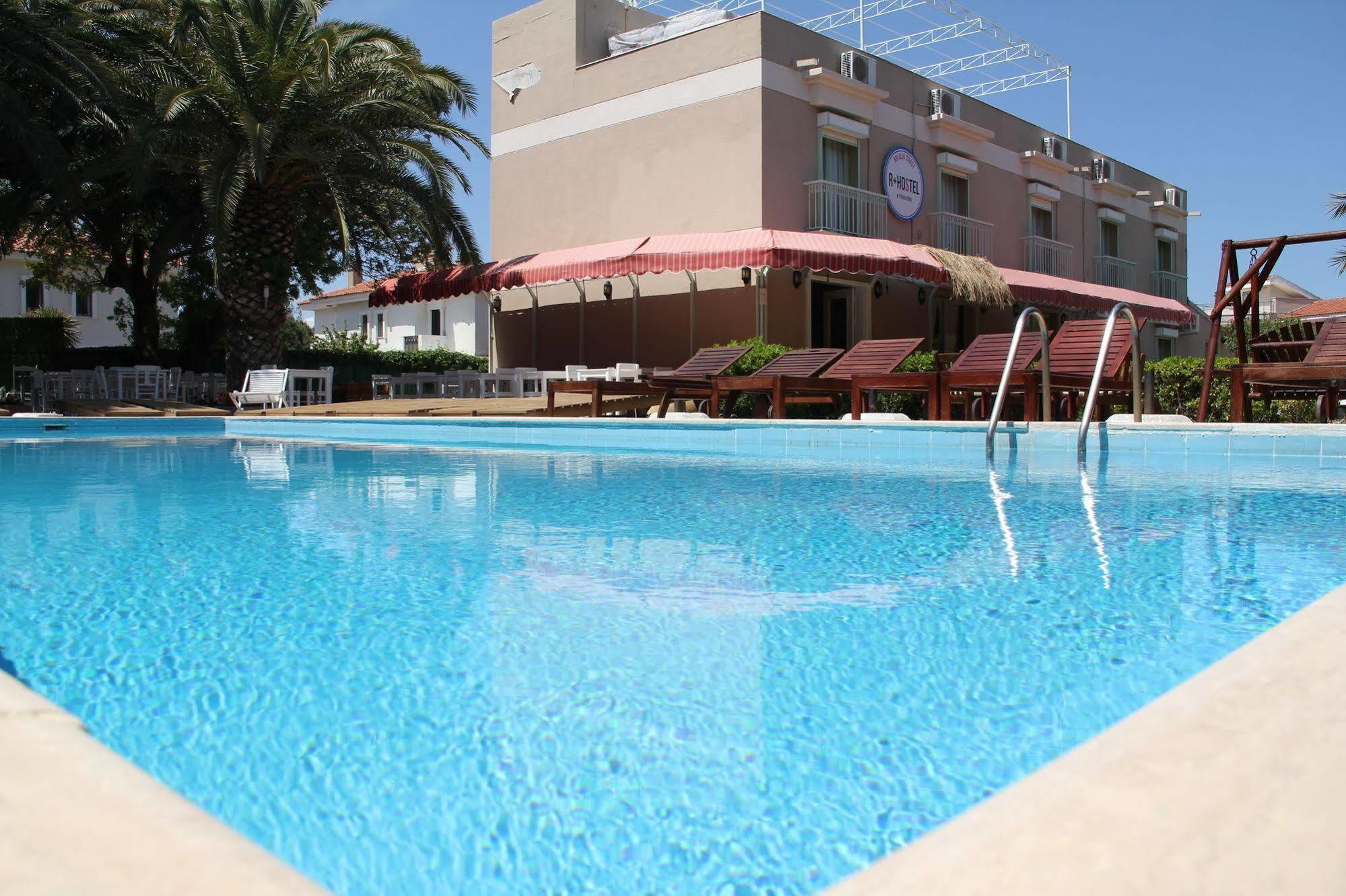 R+ Hotel By Rooms Çeşme Dış mekan fotoğraf